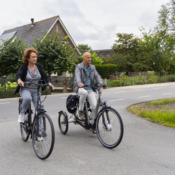 Nog nooit op een driewieler gefietst? Zo voelt het om op een Tworby te rijden